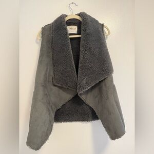 Velvet by Graham and Spencer suede and Sherpa grey vest small